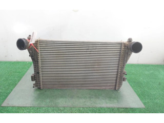 Интеркулер  3C0145805P   Volkswagen PASSAT 