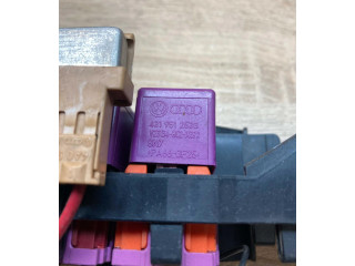   Pojistková skříňka 4E0937503B, 431951253G   Audi A8 S8 D3 4E 2002