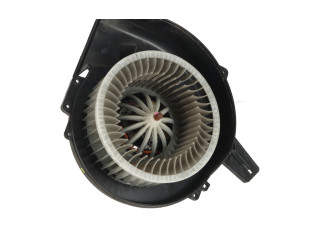 Вентилятор печки    6Q1819015J   Skoda Fabia Mk2 (5J)