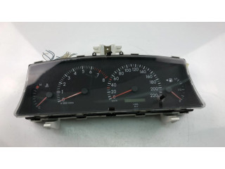 Přístrojová deska Toyota Corolla E120 E130 2003 8380002800