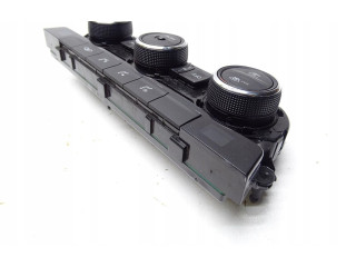 Блок управления климат-контролем 5E0907044Q Skoda Octavia Mk3 (5E)