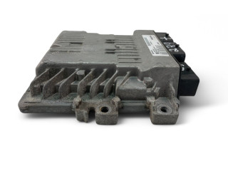 Блок управления двигателем Блок управления 31355792 Volvo V70