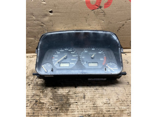 Панель приборов 87001359 Volkswagen Golf III