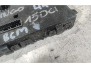 Блок комфорта 8200874483   Renault Twingo I   