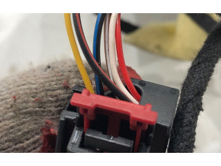 Зеркало электрическое        Skoda Octavia Mk3 (5E)  2013 - 2019 года   