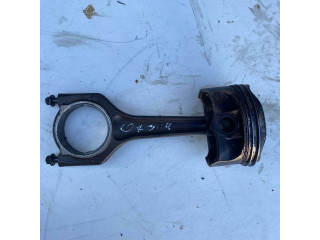 Píst 543 BMW 1 E81 E87 pro benzínový motor 2.0 N43B20A