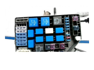 Pojistková skříňka 912102E000, 912102E000 Hyundai Tucson JM 2008