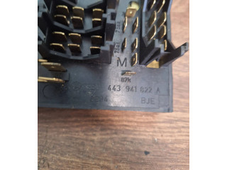 Блок предохранителей 443941822A Audi 80 90 B3