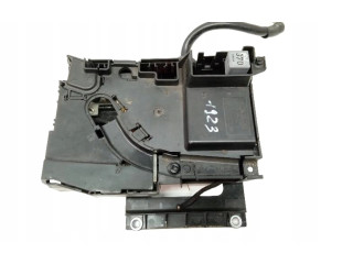   Pojistková skříňka 7L0937548C   Audi Q7 4L 2008