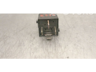 Pojistková skříňka 4H0951253A Volkswagen Caddy 2017