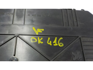 Модуль управления BSM 1617304880, 981985008000   Peugeot 2008 I    