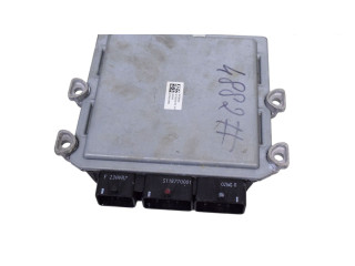 Блок управления двигателя 31211071 Volvo C30