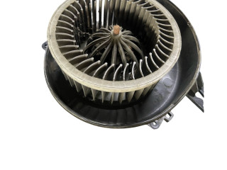 Вентилятор печки Skoda Rapid (NH)