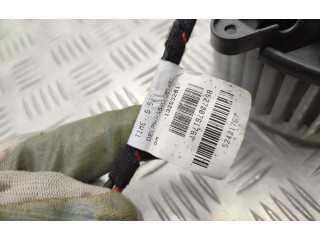 Вентилятор печки    5242673401   Opel Meriva B