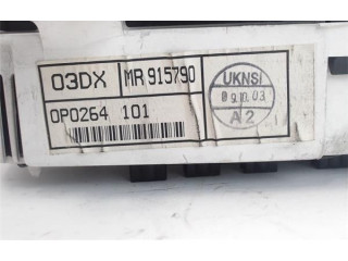 Панель приборов MR915790 Mitsubishi Carisma