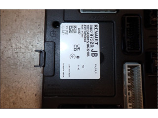 Блок предохранителей 284B04064R Dacia Sandero III