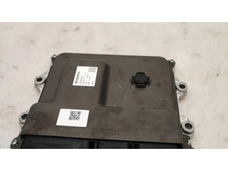 Блок управления двигателя 32360670   Volvo S90, V90