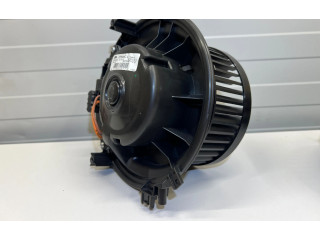 Вентилятор печки    5Q1819021H, 5q0907521c   Audi A3 S3 8V