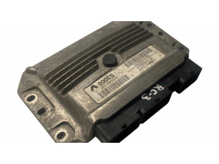 Блок управления двигателя 8200504593, 215854126B   Renault Clio III