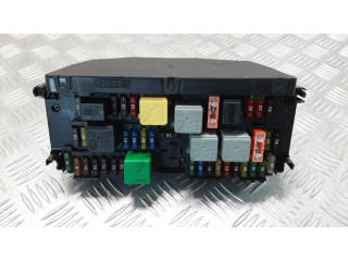 Pojistková skříňka A2129008207, F005V01062 Mercedes-Benz C W204 2011