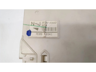 Блок предохранителей  8273053022   Lexus IS 220D-250-350    