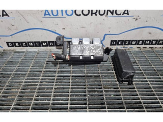 Блок предохранителей Subaru Forester SH