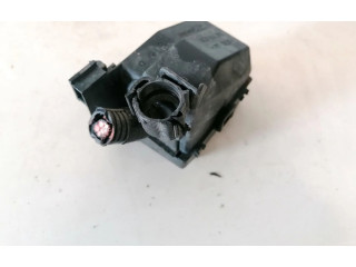 Ящик предохранителей (комплект) 1c0941393   Volkswagen New Beetle