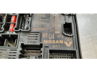 Блок предохранителей 284B69541R Renault Clio V