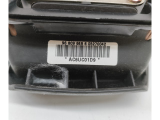 Подушка безопасности водителя 96809649 Chevrolet Captiva