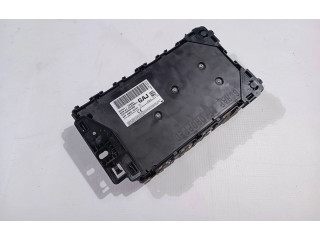 Блок комфорта HU5T-15604-GAJ   Lincoln Continental