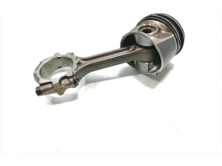 Поршень с шатуном YD22DDTI Nissan X-Trail T30