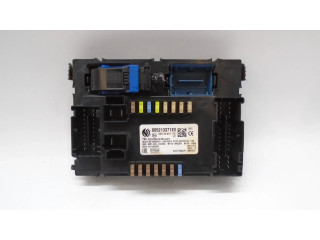 Блок предохранителей 52133712, 521337120   Fiat Tipo    