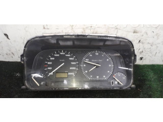 Панель приборов 0883111883   Volkswagen Golf III       