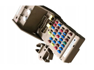 Блок предохранителей  82201FG010   Subaru Forester SJ    