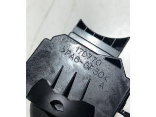 Ручка стеклоочистителей 17D770   Volvo V50