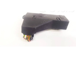 Блок предохранителей 8z1941824 Audi A2