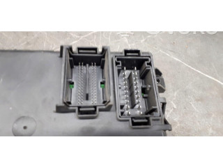 Блок предохранителей  00517187860   Fiat Grande Punto    