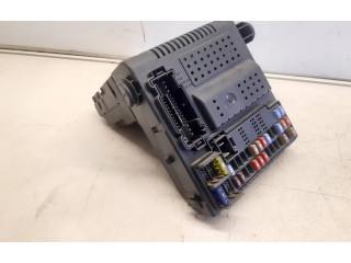 Блок предохранителей 30765646, 06W121 Volvo V70