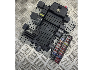 Блок предохранителей 9162316 Volvo V70