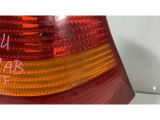 Задний фонарь правый 1J6945096R Volkswagen Golf IV 1998-2005 года