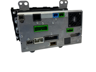 Радио/ проигрыватель CD/DVD / навигация