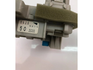 Pojistková skříňka 2G30 Toyota Avensis T220 1997