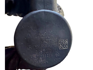 Топливная рампа 30777554, 000784L3   Volvo V70  