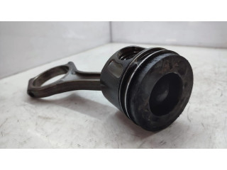 Píst Land Rover Range Rover L322 pro naftový motor 3.0