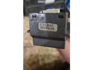 Ручка стеклоочистителей 30768100 Volvo V70