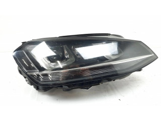 Передняя фара