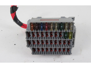 Блок предохранителей 9162439, 9162439 Volvo V70