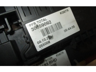 Блок предохранителей  31337183, 30659092   Volvo S80    