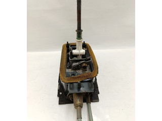 Рычаг переключения передач 357711789C Volkswagen Golf III