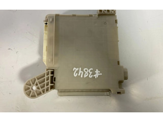 Pojistková skříňka 8267030340B, 82670-30340-B Lexus GS 250 350 300H 450H 2012